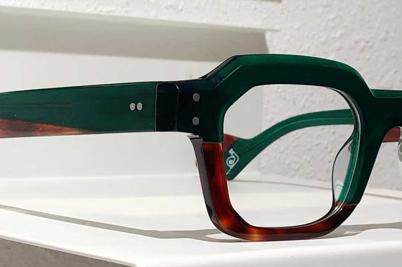 glasses
