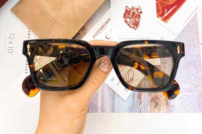 glasses