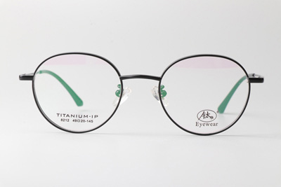 TC8212