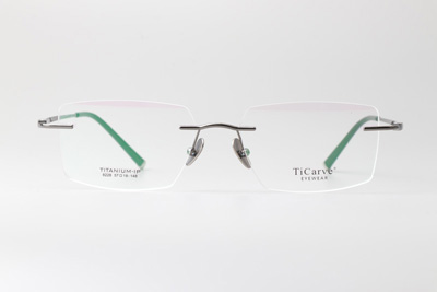 TC8228