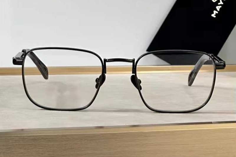 glasses