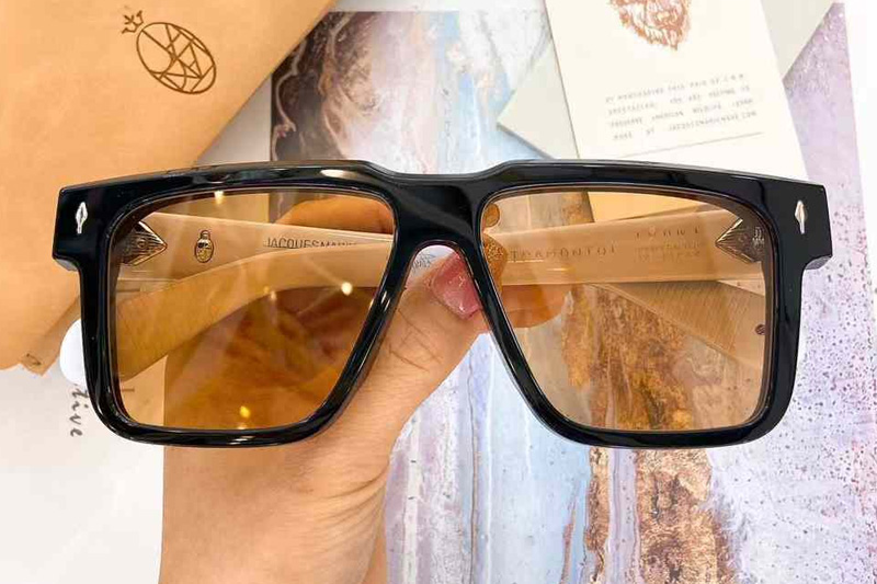 glasses