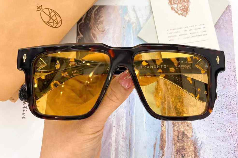glasses
