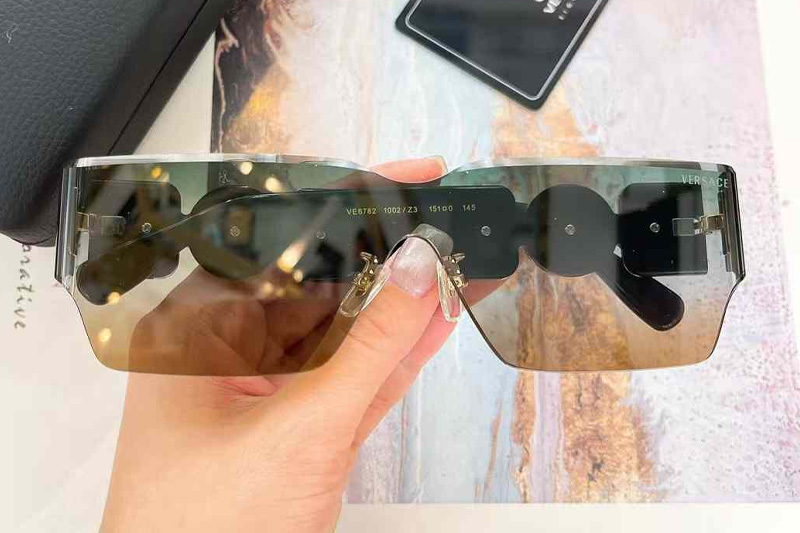 glasses