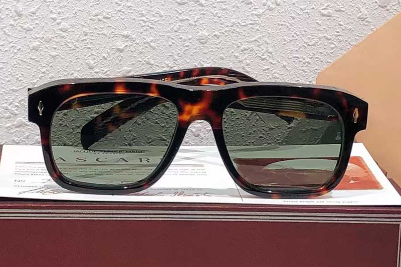 glasses