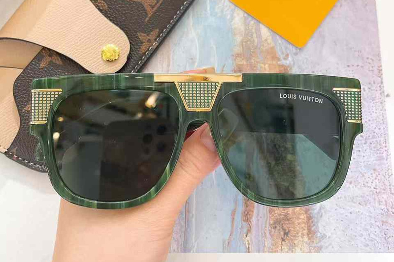 glasses