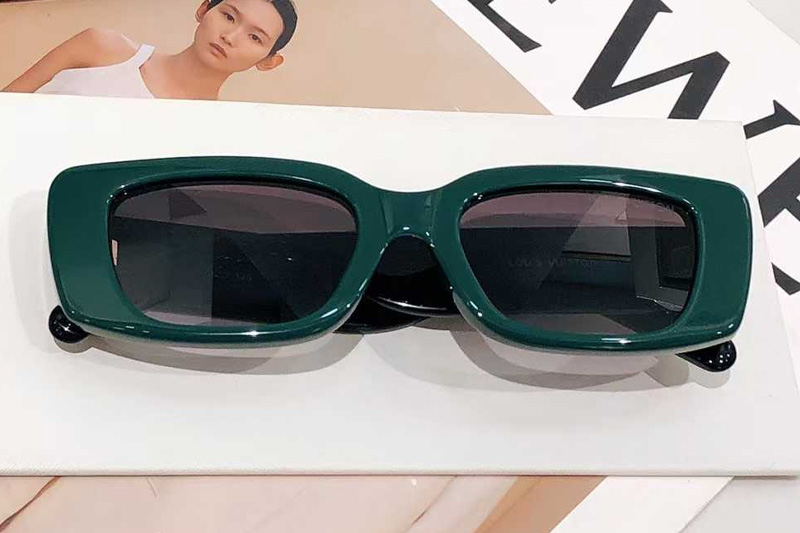 glasses